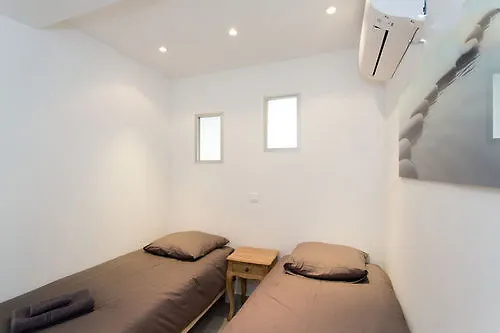 Cannes Appartement アパート